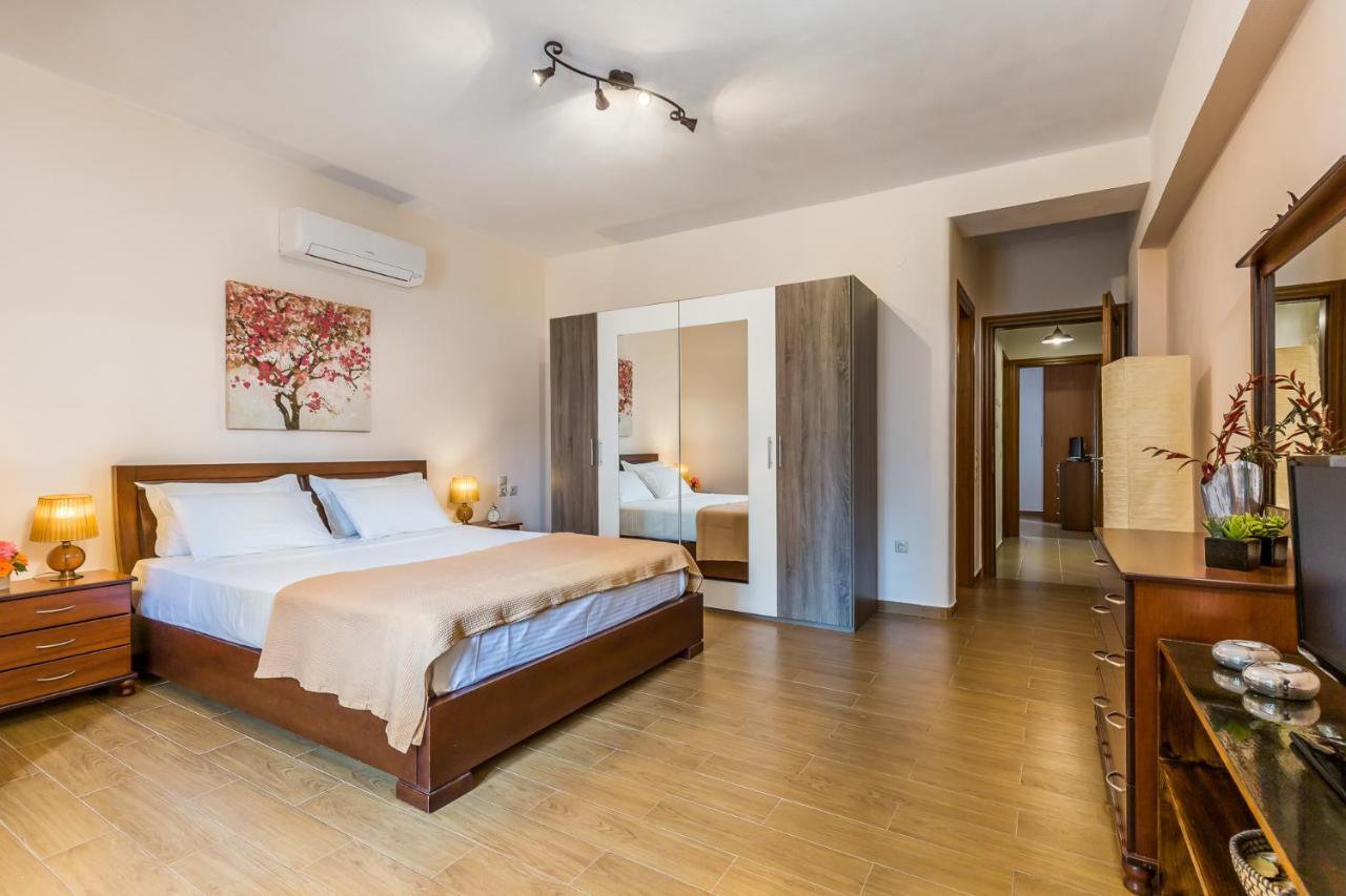 Olive Grove Apartment สโกเปลอสทาวน์ ภายนอก รูปภาพ