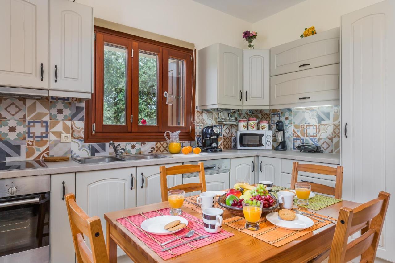 Olive Grove Apartment สโกเปลอสทาวน์ ภายนอก รูปภาพ